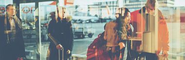 A picture pf passengers at the airport