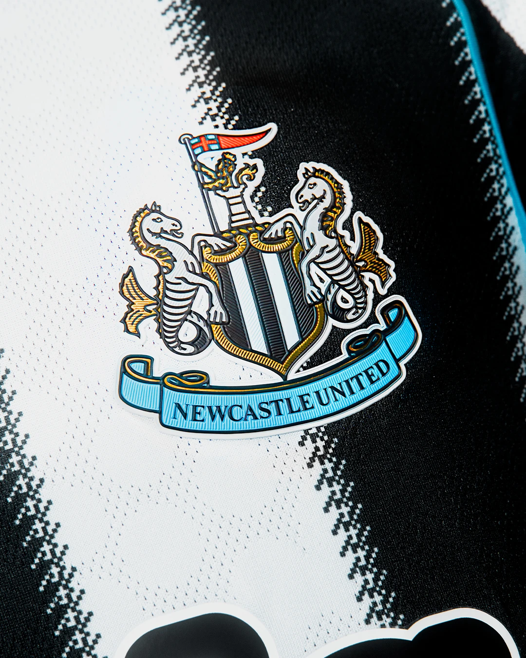 NUFC FW25 HOME PRODUCT 04 4x5 Image
