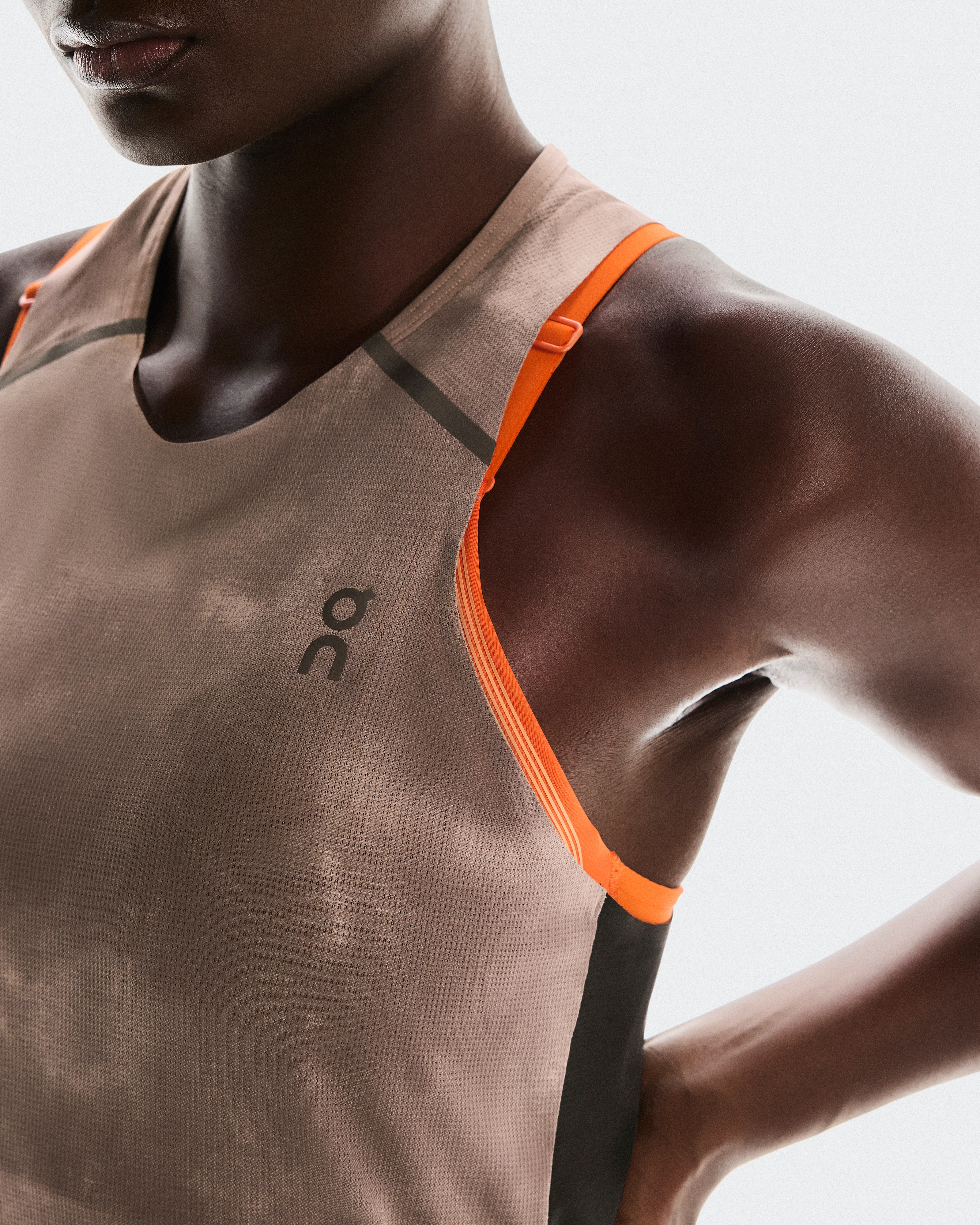 On Performance Tank AOP Cinder & Black Women Tops and t-shirts